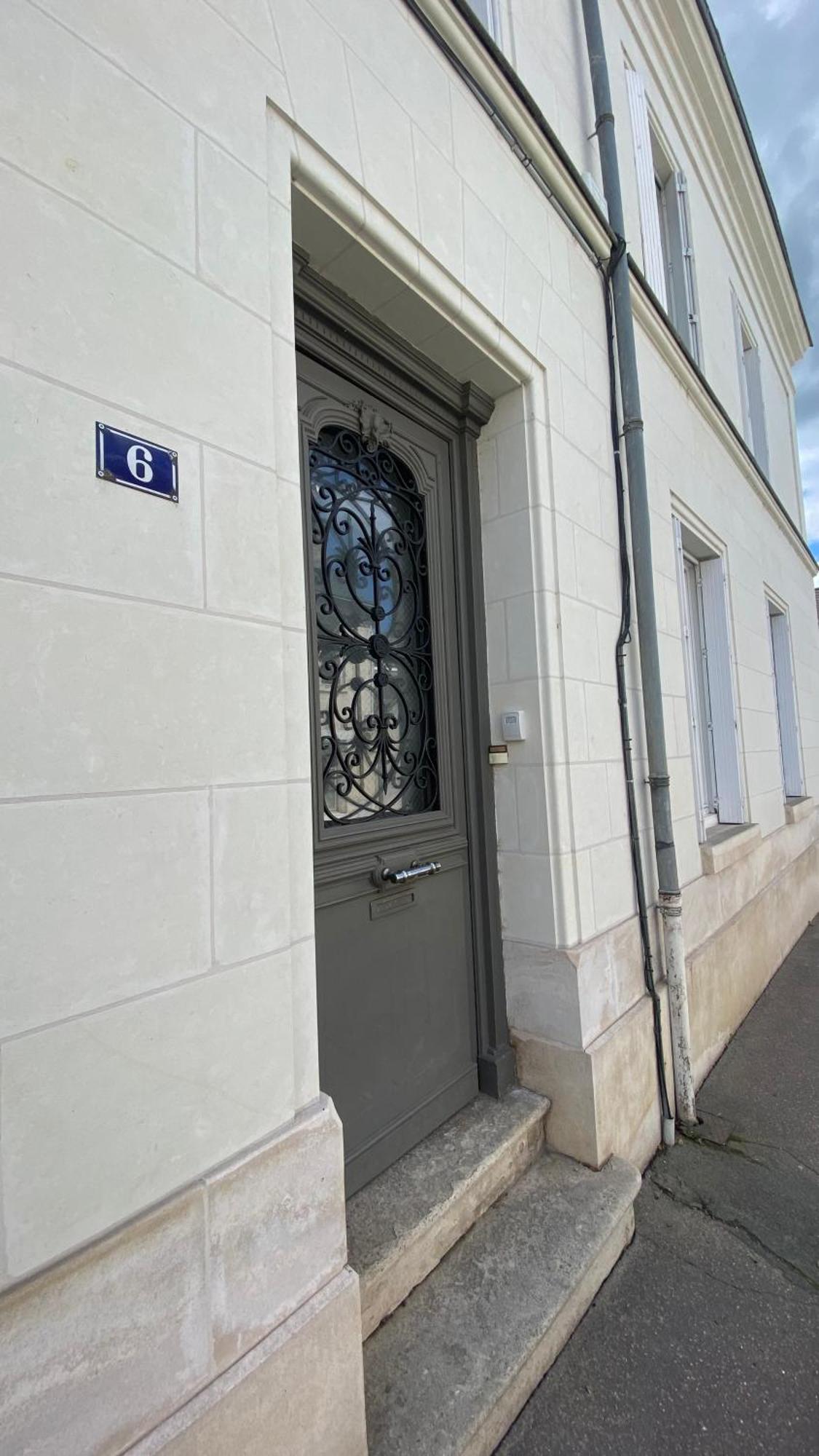 La Leonardine A Deux Pas Du Chateau Royal Amboise Exterior photo